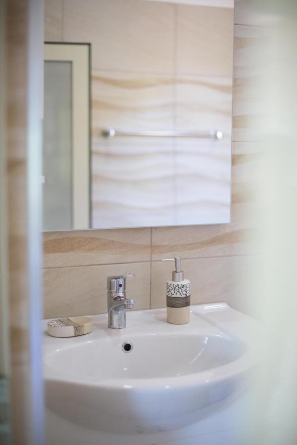 The Mosaic House - Shtepia Me Mozaik Hotel Përmet Екстериор снимка