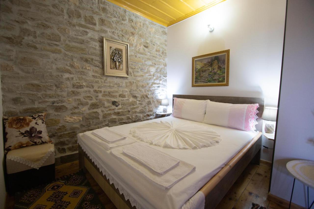 The Mosaic House - Shtepia Me Mozaik Hotel Përmet Екстериор снимка